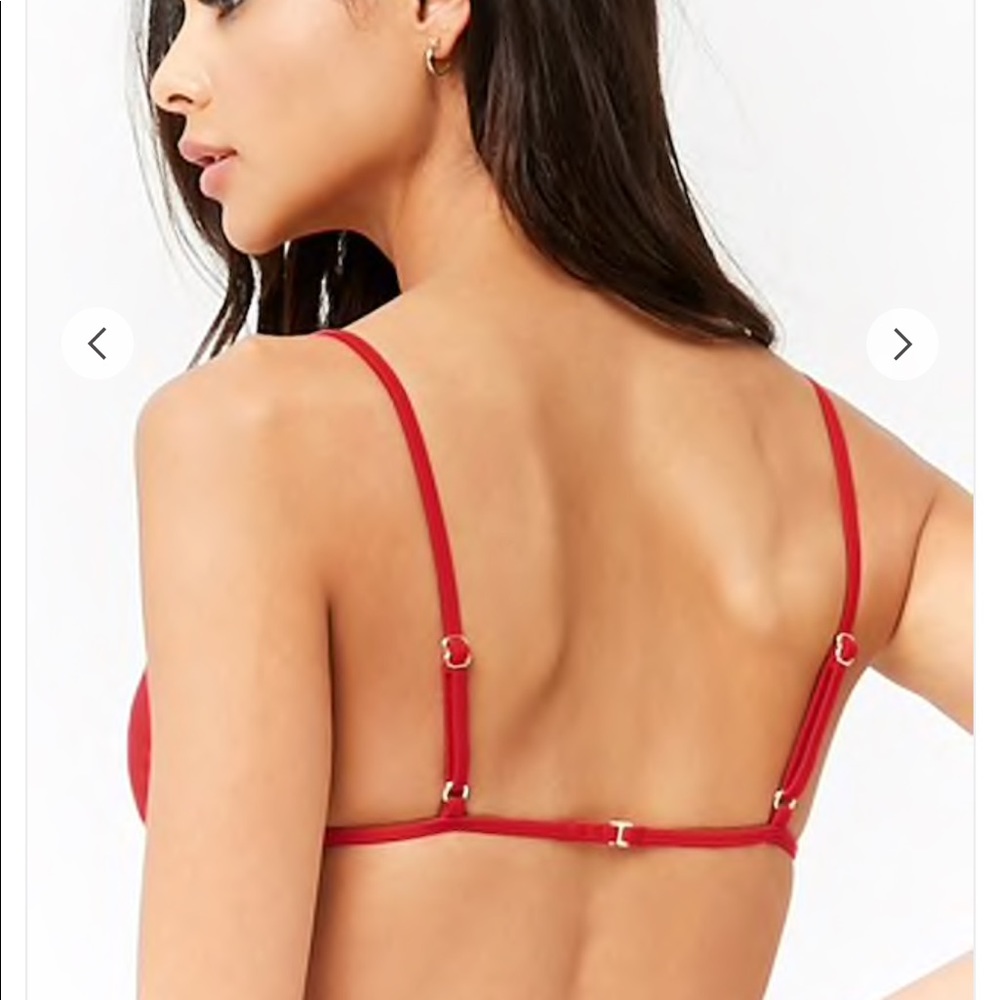 Red bikini - Picture 2 of 4